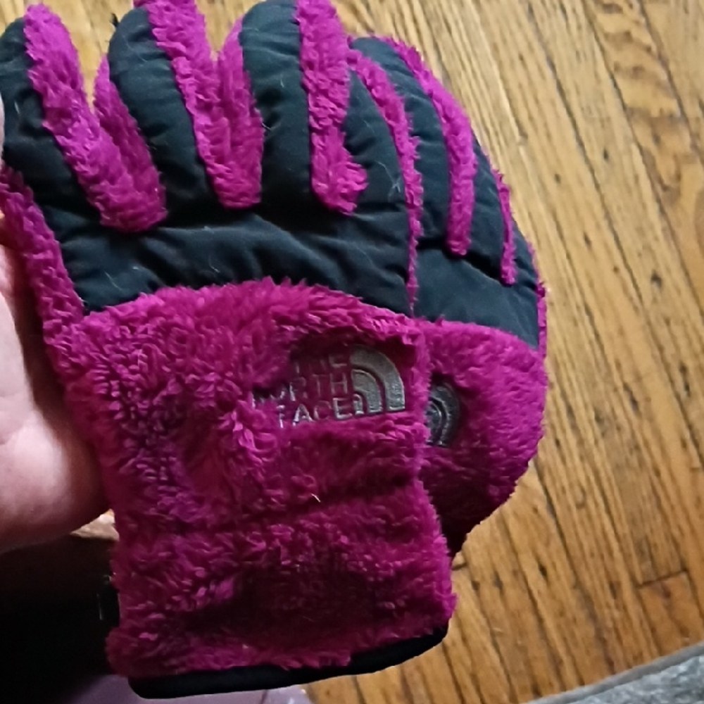 The North Face Magenta and Black Fleece Gloves
